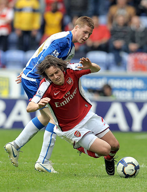 德扬是一个 德扬是一个