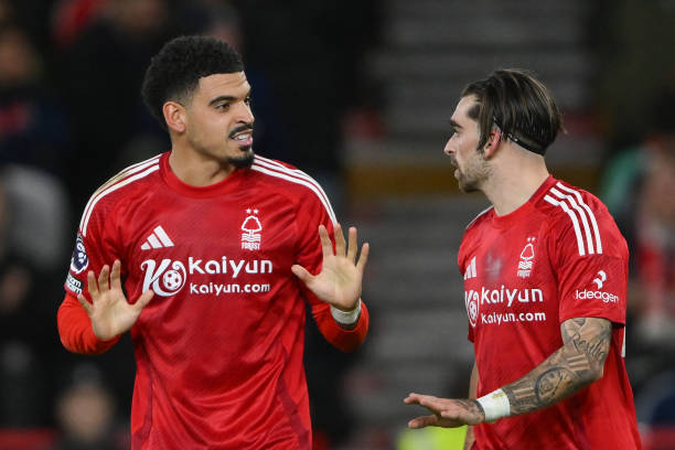 米体：那不勒斯为米雷蒂首次报价1000万欧，尤文想要2000万欧.