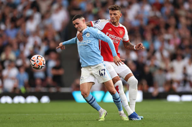 更揭示了他 更揭示了他