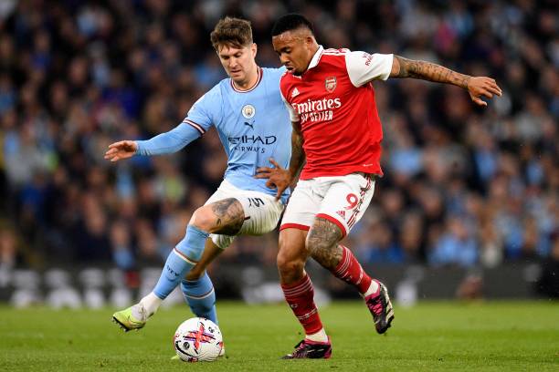 约基奇半场23+7＆穆雷11分，掘金23分领先国王（约基奇半场轰23+7、穆雷贡献11分，掘金以23分优势领先国王）